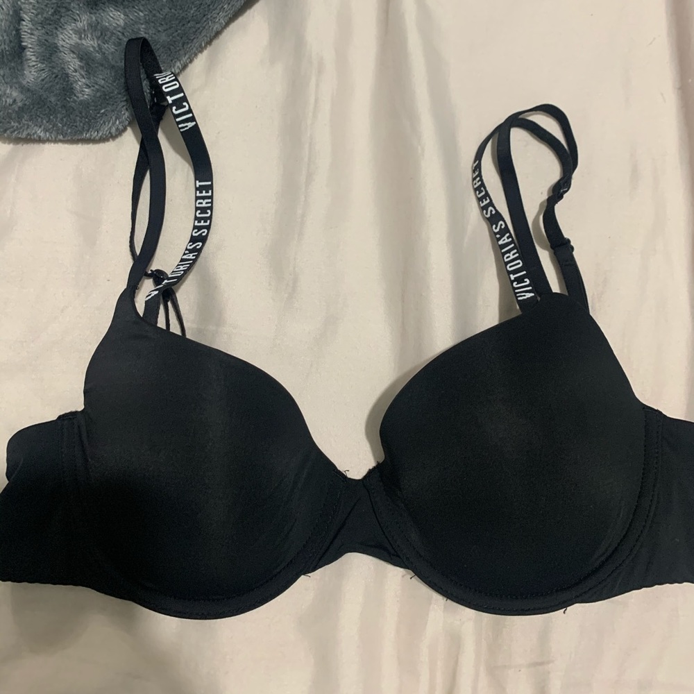32 D VS bra